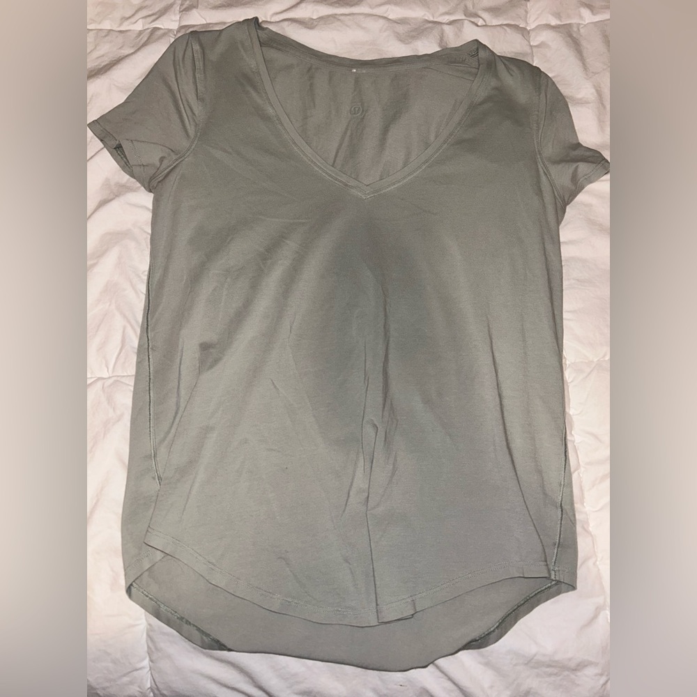 Lululemon everyday tshirt